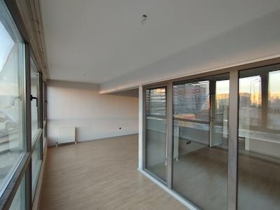 AKIN 688'DE KIRALIK CADDE CEPHELI 1+1 DAIRE