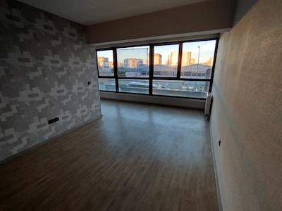 AKIN 688'DE KIRALIK CADDE CEPHELI 1+1 DAIRE