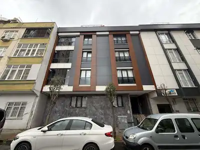REMAX'TAN GÜNEŞLI'DE 2+1 KREDIYE UYGUN SATILIK YÜKSEK GIRİŞ DAIRE
