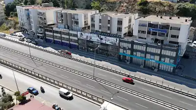 TICARET ODASI YAKINI ERSOY IŞ MERKEZINDE 140 M2 KIRALIK OFIS