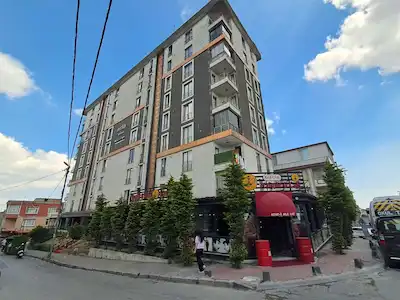 ACİL SATILIK -BAŞAKŞEHİR ADA EVLERİ SATILIK 2+1 KEYİFLİ TEMİZ DAİRE