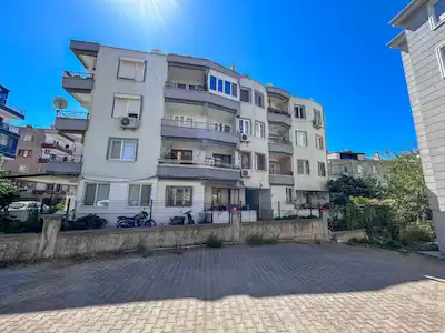 AYVALIK SARIMSAKLI’ DA KUMSALA YAKIN SATILIK 2+1 DAİRE