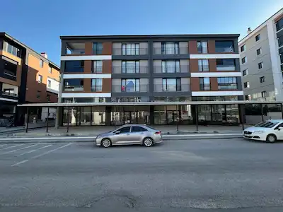 GÖLBAŞI BAHÇELİEVLER MAHALLESİ'NDE SIFIR 290 M² SATILIK DÜKKAN