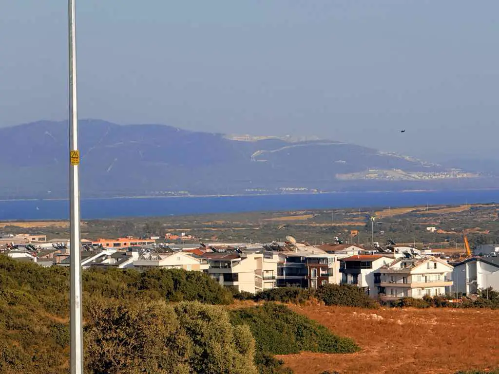 DİDİM HİSAR MAH MUHTEŞEM DENİZ MANZARALI AYRI MUTFAK BAHÇE KATI 2+1