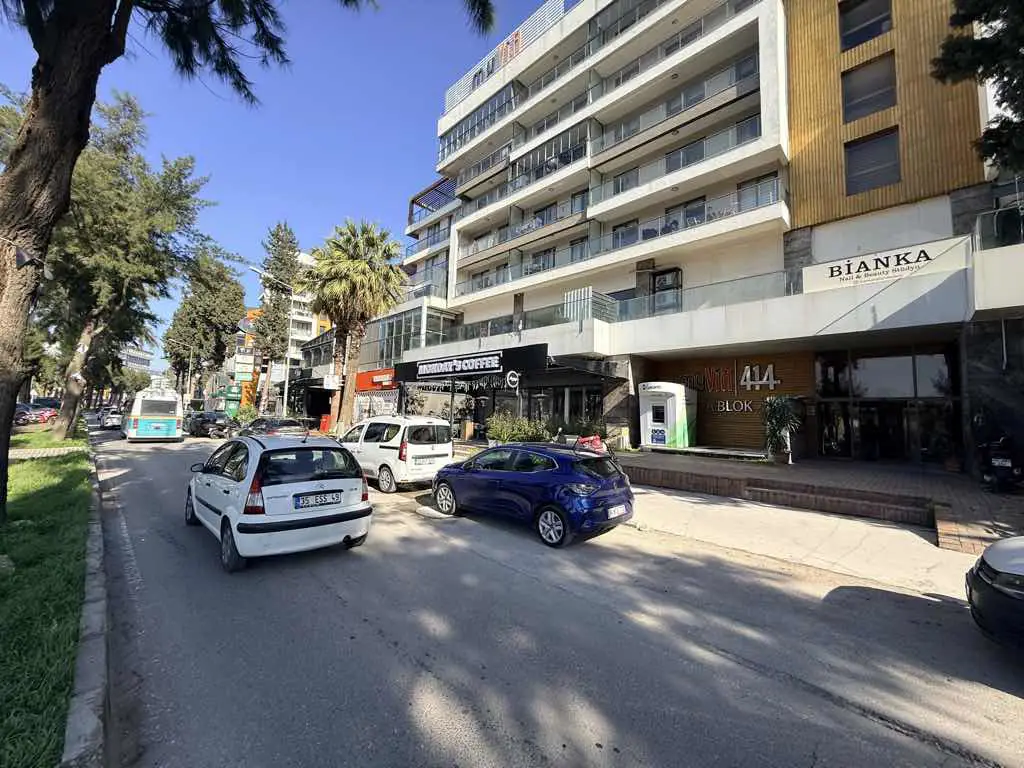 YAŞAR ÜNİV VE METRO YAKINI MYVİA 414 SİTESİNDE EŞYALI KİRALIK 2+1