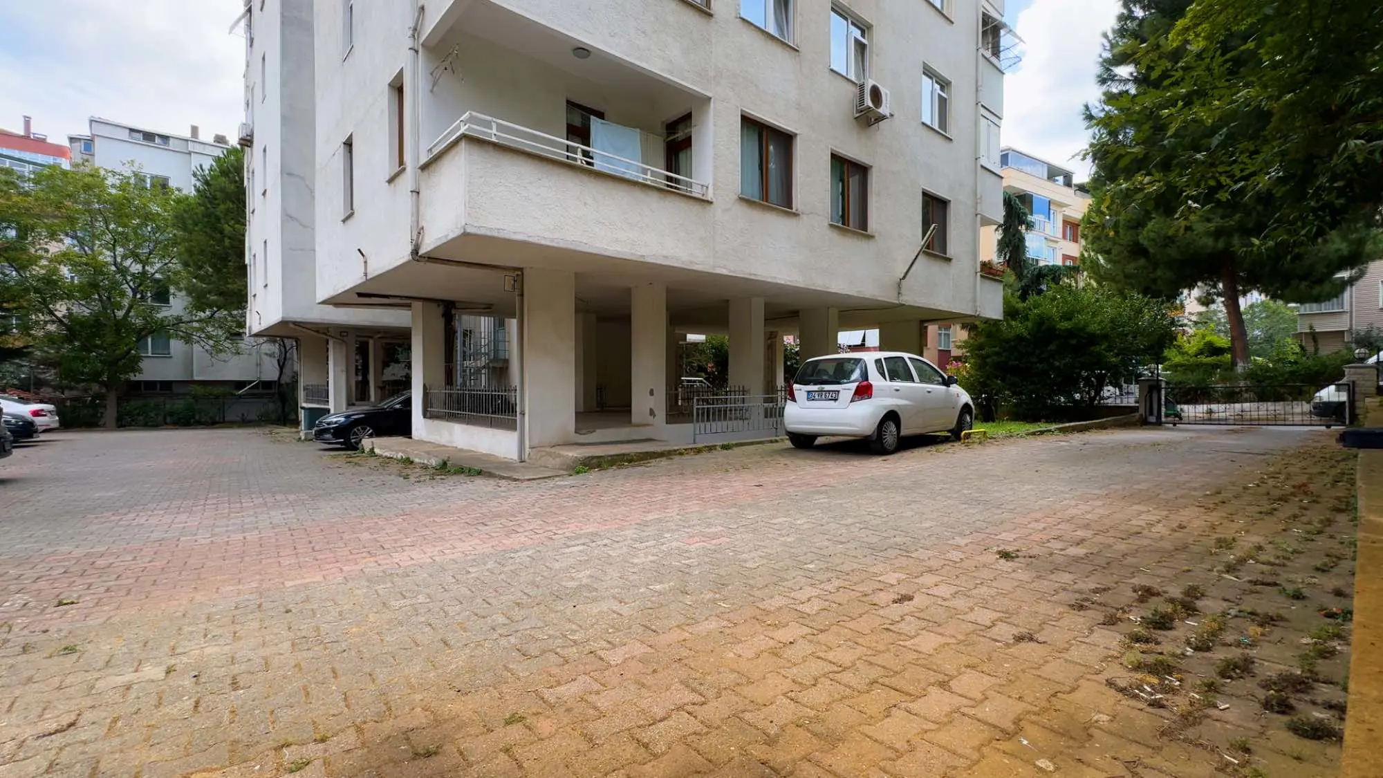 Property image 8