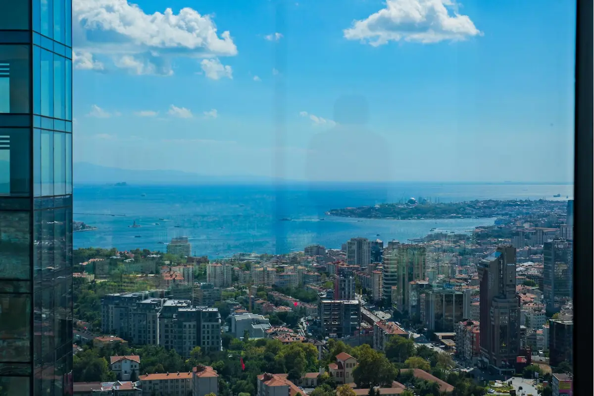 ÇİFTÇİ TOWERS 34. KATTA KİRALIK 4.5+1 BOĞAZ MANZARALI DAİRE