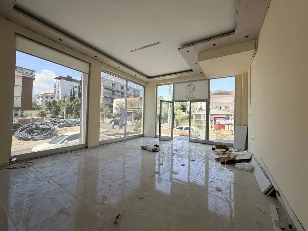 KAHRAMANMARAŞ DULKADİROĞLU’NDA GİRİŞ KAT 50 M² NET KİRALIK BÜRO/OFİS