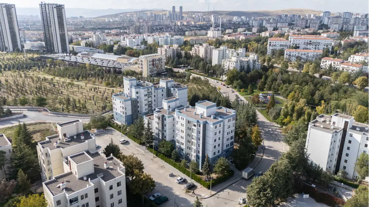 ERYAMAN’DA GÜNEY-BATI CEPHELİ 3+1 KİRALIK DAİRE | 5. KAT |  | MERKEZİ ISITMA 