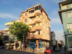 İÇMELER MAH. PEYAMİ SAFA İLKOKULU KARŞISI 2+1 KİRALIK DAİRE