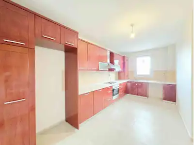 VALİDESUYU KONUTLARINDA BÜYÜK TİP SATILIK 2+1 DAİRE