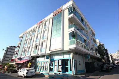 ÇIĞLI EĞT. ARŞ. HASTANESI VE İZBAN YAKININDA EŞYALI KIRALIK 2+1 DAIRE