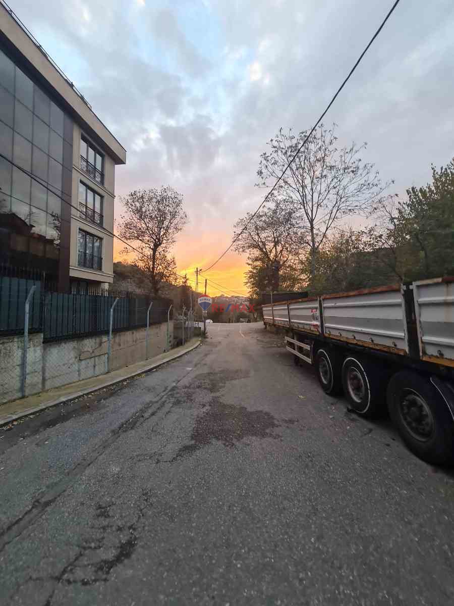 BEYKOZ SOĞUKSU MAHALLESİNDE KONUT İMARLI 264 M2 SATILIK ARSA