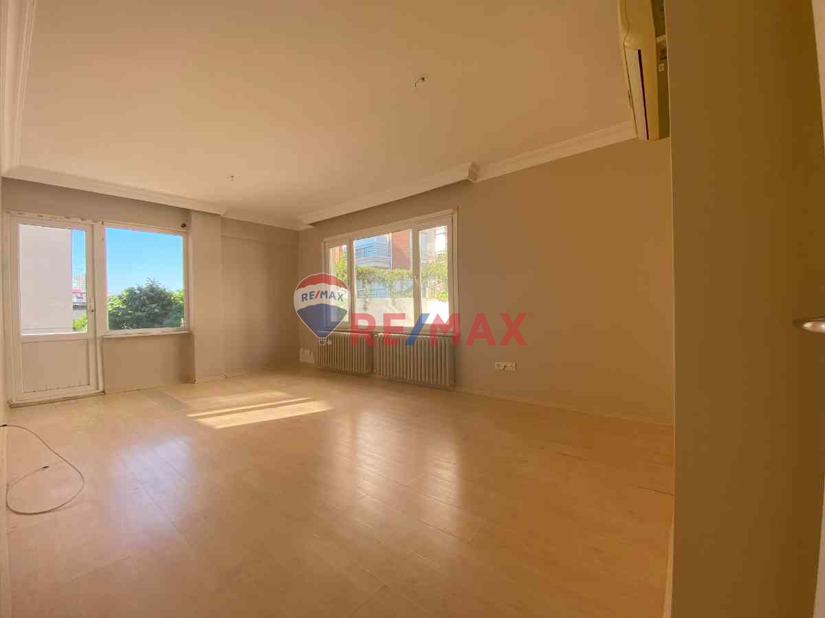 REMAX WE'DEN FEYZULLAH MAH.'DE KIRALIK 2+1 DAIRE 