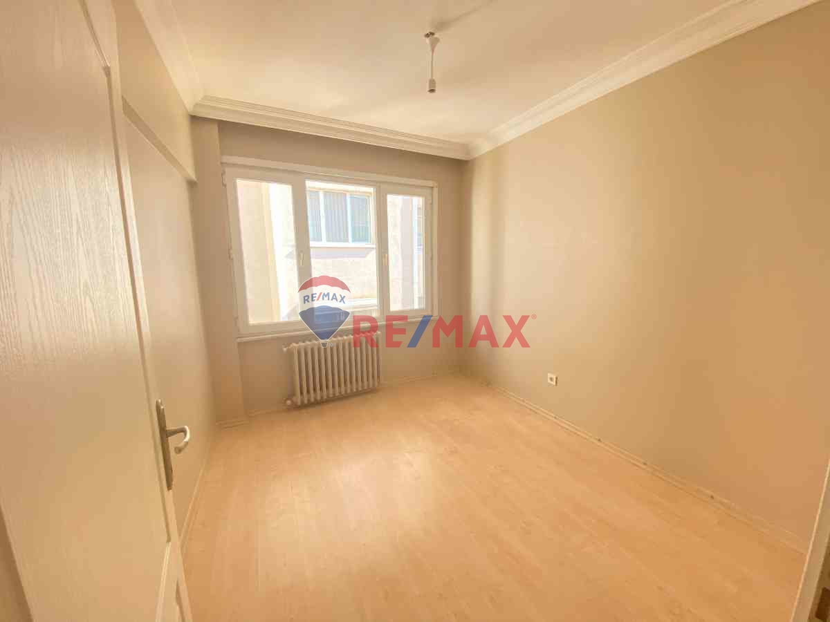 REMAX WE'DEN FEYZULLAH MAH.'DE KIRALIK 2+1 DAIRE 