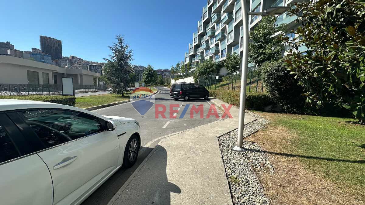 AĞAOĞLU MASLAK 1453 T4 BLOK KİRALIK OFİS 1+1 SARIYER 147M2