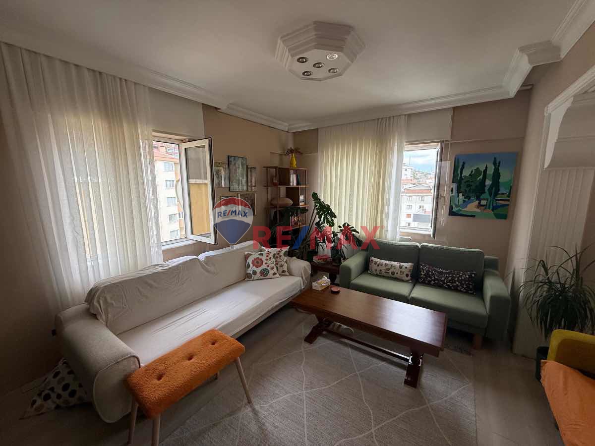 HÜRRIYET MAHALLESI DENIZ VE ADALAR MANZARALI SATILIK DUBLEKS DAIRE