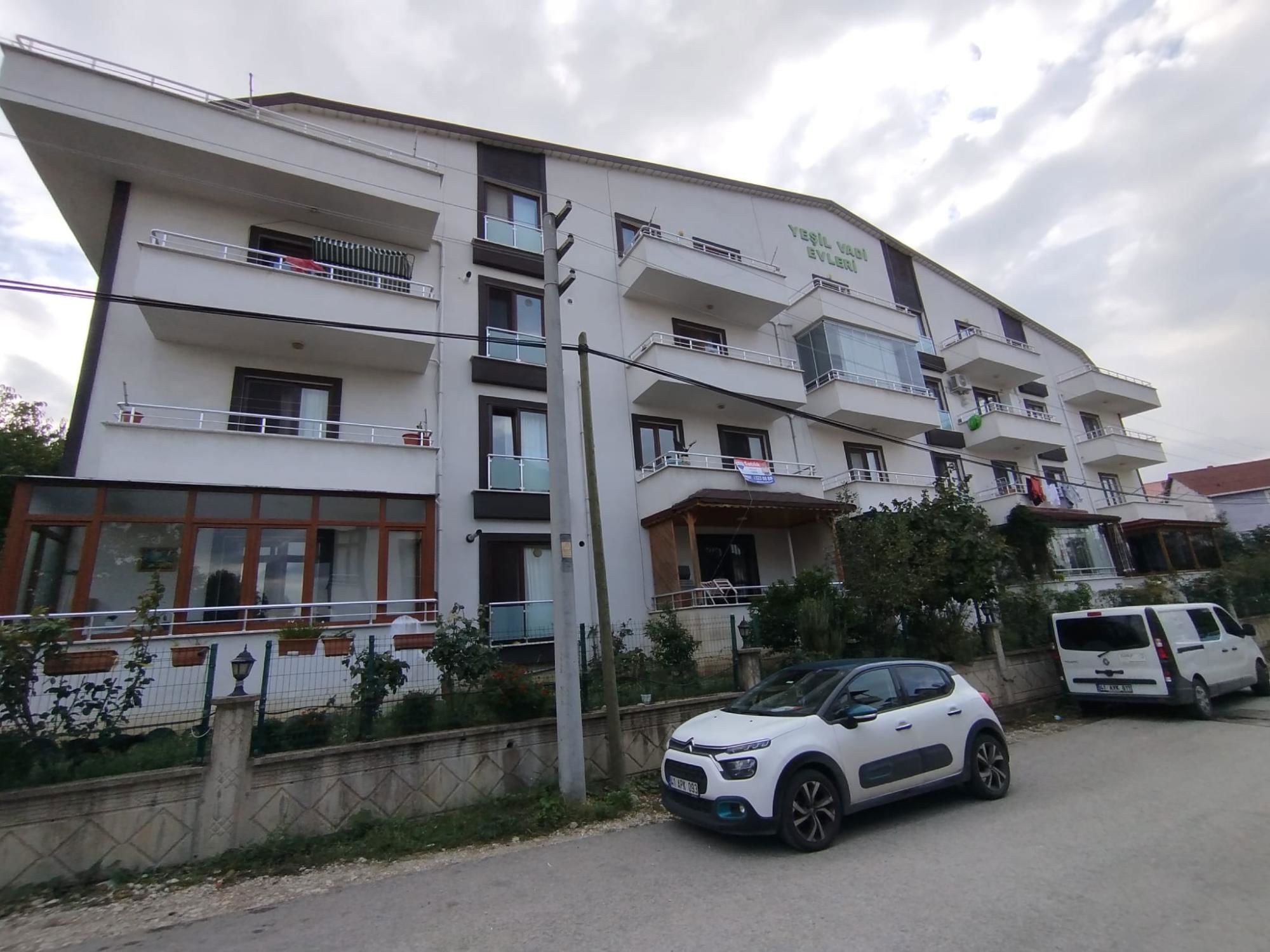 REMAX ÇARŞI'DAN DEĞİRMEDEREDE ÇOK KULLANIŞLI SATILIK 4+1 BAHÇE DUBLEKS