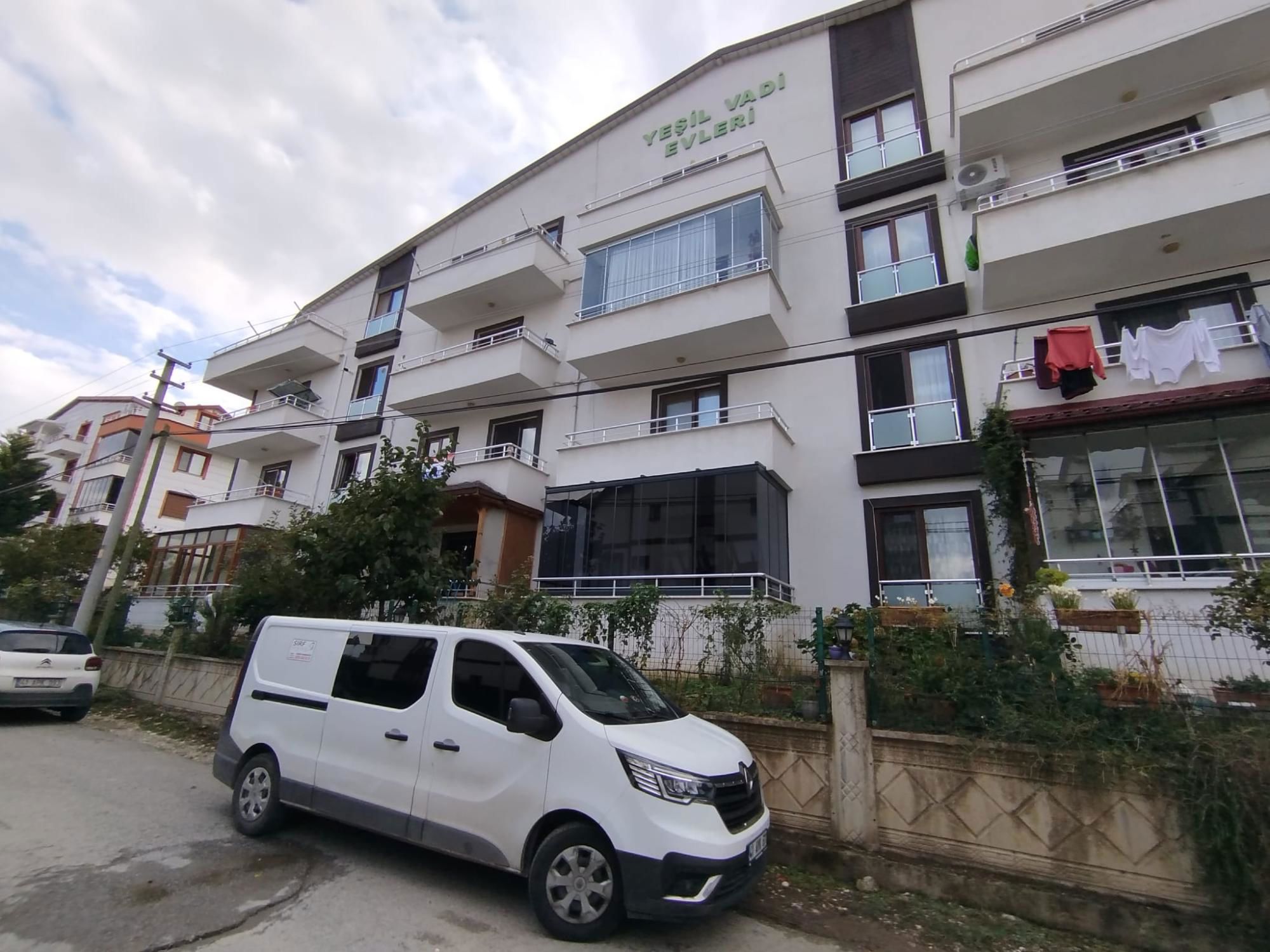 REMAX ÇARŞI'DAN DEĞİRMEDEREDE ÇOK KULLANIŞLI SATILIK 4+1 BAHÇE DUBLEKS