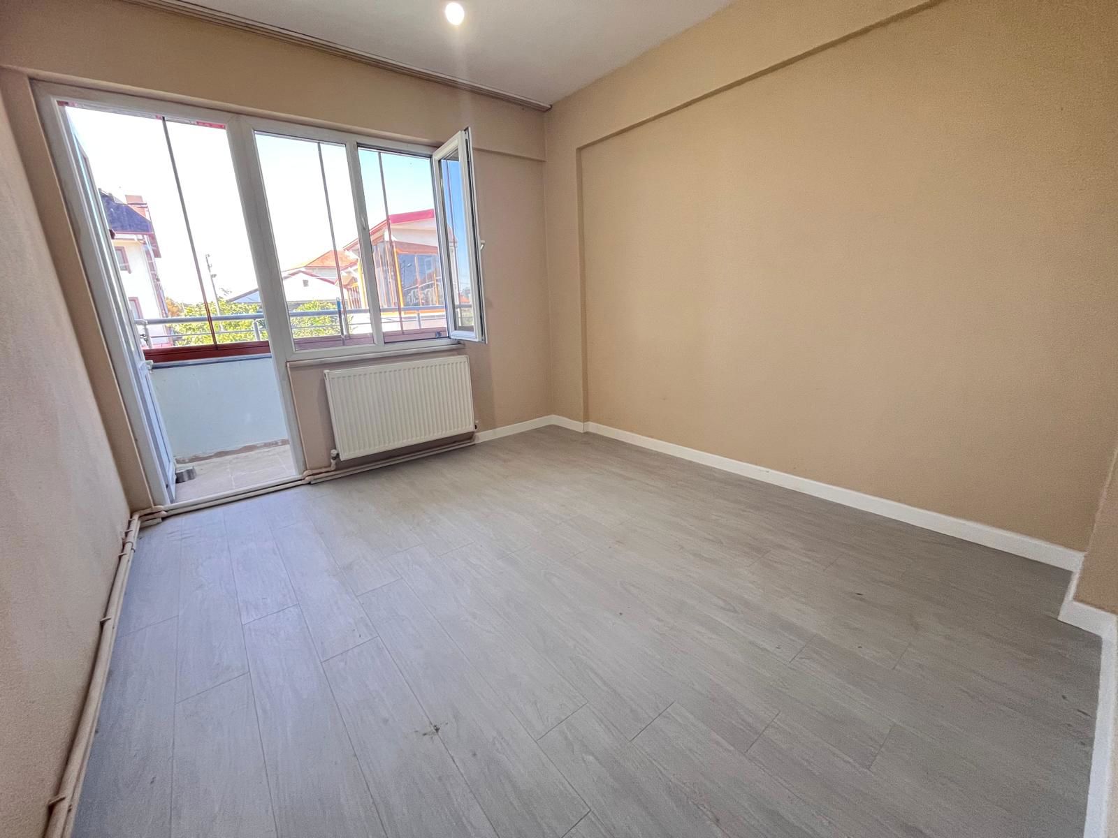 1259028852 KARTEPE İBRİKDERE'DE GENİŞ TERASLI KİRALIK 2+1 DAİRE 