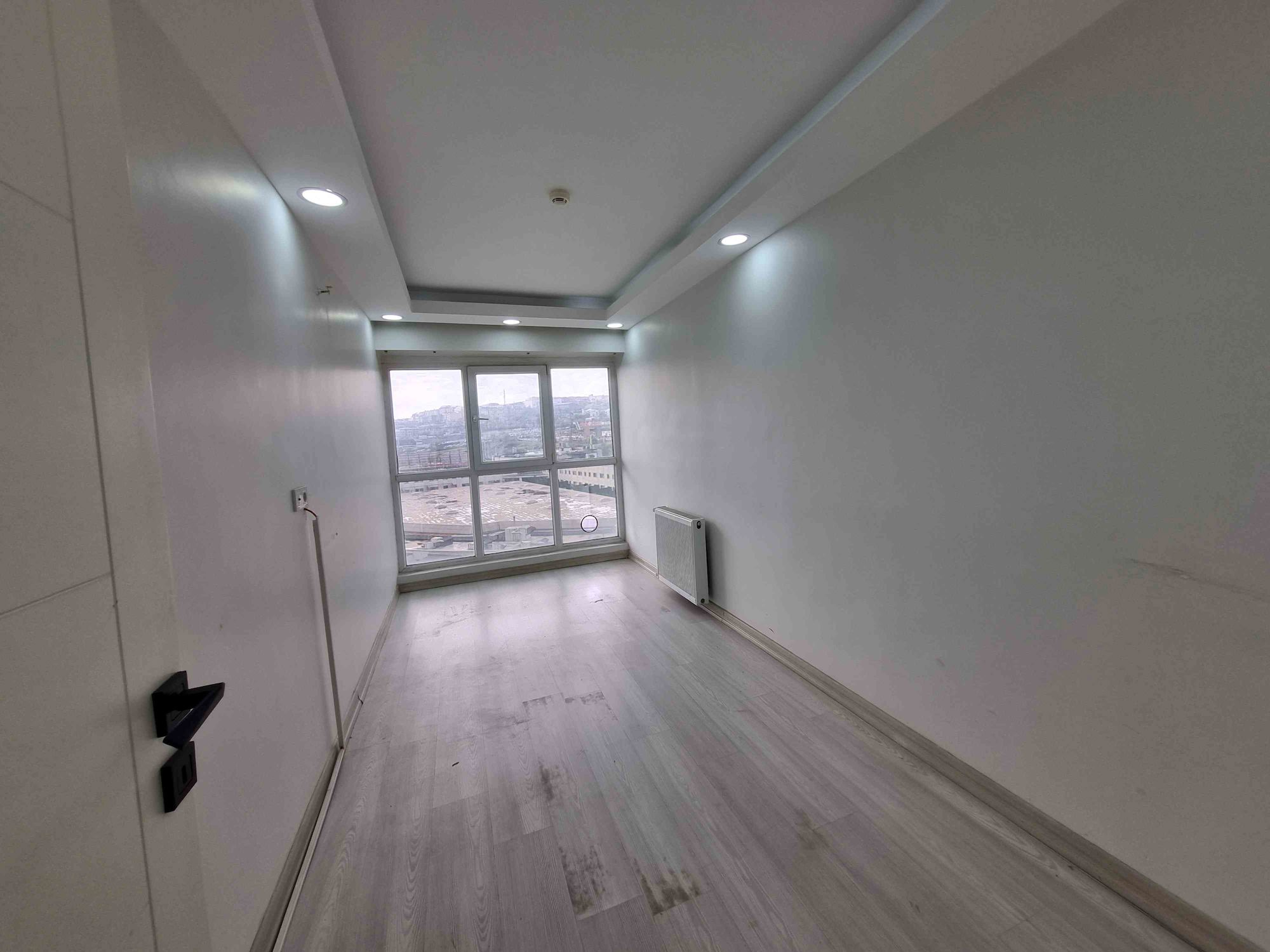 DELTA DELUXE ŞEHİR MANZARALI 3+1