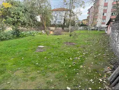 SAPANCA MERKEZDE TİCARİ+KONUT İMARLI ARSA