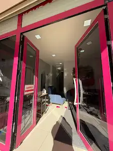 REMAX DOĞUDAN PARK23 ARKASI DEVREN GÜZELLİK MERKEZİ VE KUAFÖR