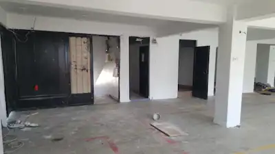 BAĞCILAR'DA SATILIK 2 KAT, 1200 M² CADDE CEPHELI İŞ YERI