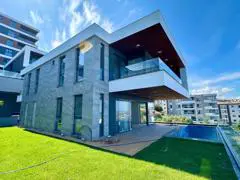 YALINCAK MAHAL 12 SİTESİNDE KİRALIK SIFIR 4+1 VİLLA
