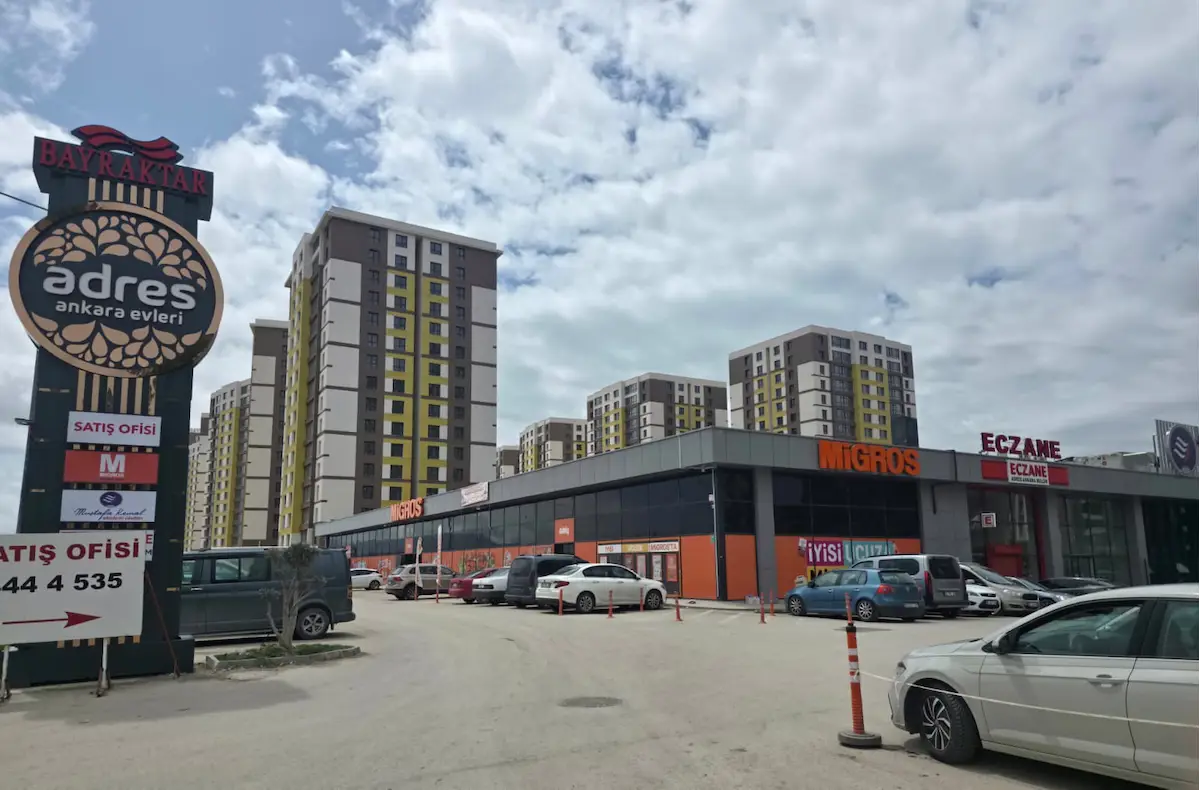 ETLIK ŞEHIR HASTANESI VE ADRES ANKARA'YA KOMŞU FIRSAT YÜKSEK TAVAN DÜKKAN