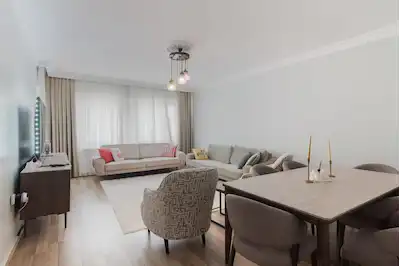 BAĞLICA' NIN MERKEZ NOKTASINDA ARA KAT SATILIK 4+1 DAIRE