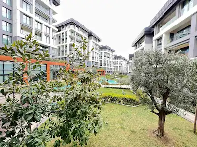 DAP VALIDEBAĞ KONAKLARI'NDA SATILIK 1 + 1