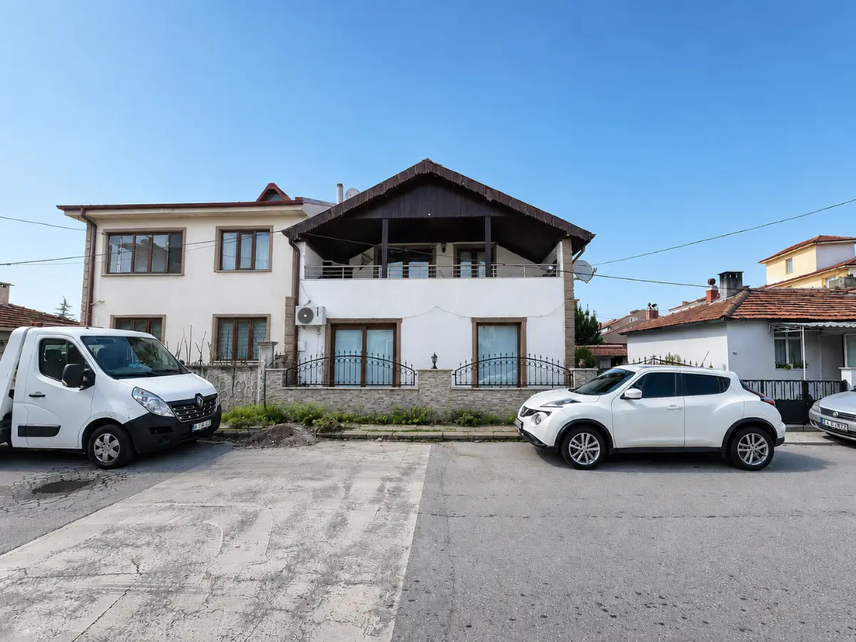 🏡 MİTHATPAŞA MAHALLESİ'NDE FULL EŞYALI KİRALIK 2+1 DAİRE