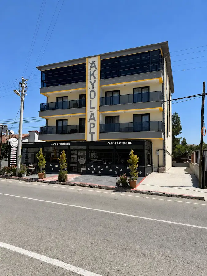 REMAX MODEL DEN ESENTEPE MAHALLESINDE 2+1 SIFIR SATILIK DAIRE