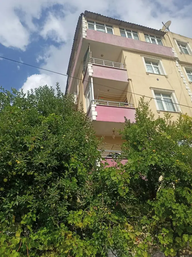 GEBZE BARIŞ MAHALLESİ GENİŞ 1+1 KİRALIK DAİRE