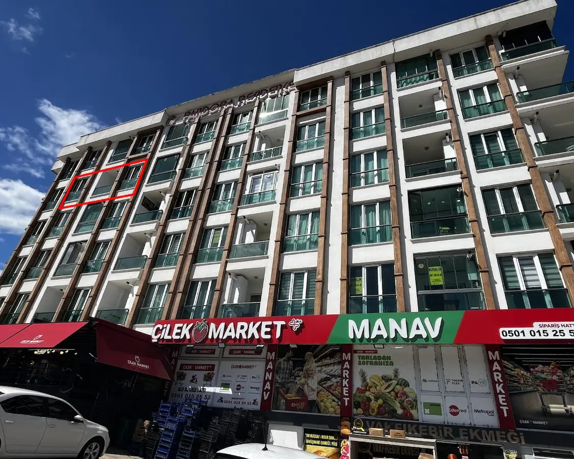 RE/MAX MODERN SEHA SÖYLER'DEN DENİZ MANZARALI SATILIK 1+1 DAİRE
