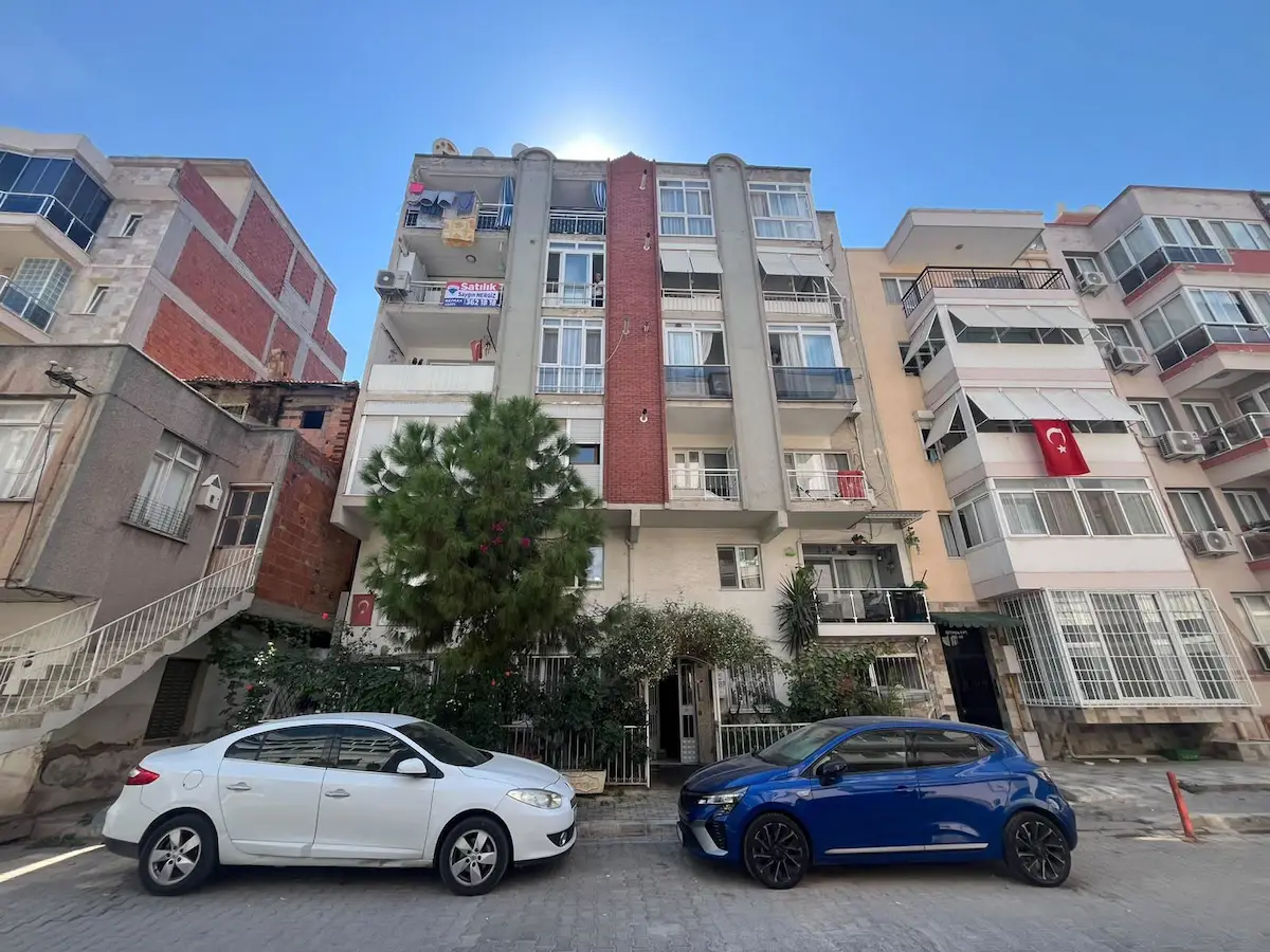 SAYGINNERGIZ TEAM - GONCALAR ARA KAT BOŞ SATILIK 3+1 DAIRE