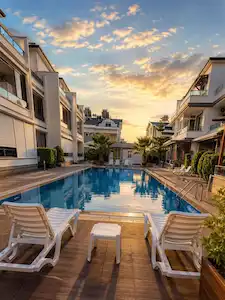 SATILIK 1+1 DAİRE | HAVUZLU SİTEDE | DENİZE YAKIN | MERKEZİ KONUM