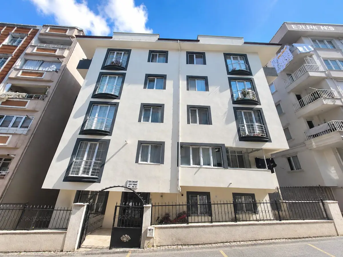 MALTEPE FINDIKLI MAHALLESİNDE 3+1 SATILIK DAİRE
