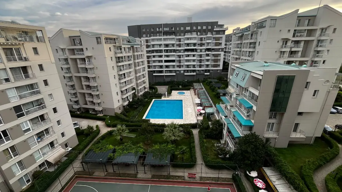 AKSE YAŞAM KONUTLARINDA EŞYALI SATILIK 1+1 LOFT 106M² DAİRE