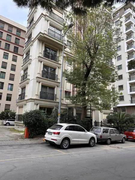 ERENKÖY ÇELEBİ SOKAKTA YÜKSEK GİRİŞ KİRALIK DAİRE 2