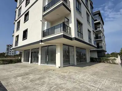 RE/MAX TANER DİLEK’TEN ÇAKIRLAR YALI’DA SIFIR KÖŞE DÜKKAN