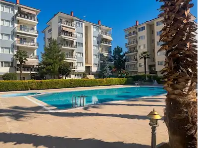 REMAX AREA DAN HAVUZLU SITEDE EŞYALI KIRALIK 3+1 DAIRE