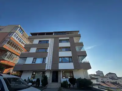 DIKMEN KEKLIK PINARI MAHALLESINDE INEBOLU PARKI'NA KOMŞU FERAH, AYDINLIK KIRALIK DAİRE