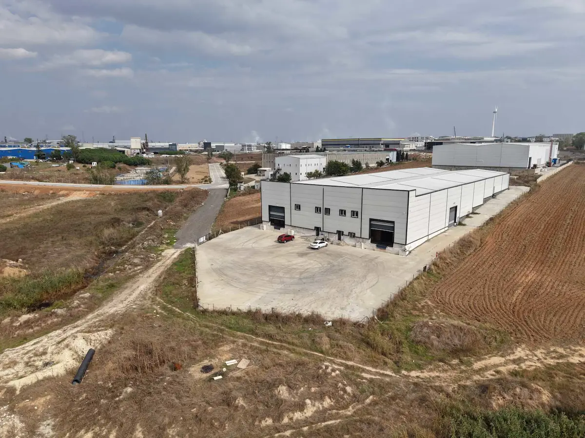 UFUKCAN ÖZGÜNDÜZ'DEN,VELİMEŞE OSBDE 3300 M2 KİRALIK DEPO