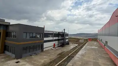 SERDAR YORULMAZ'DAN BOZÜYÜK OSB DE SATILIK FABRİKA TESİSİ