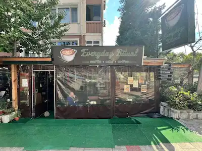 UYGUN KİRA !İZMİT BULVAR CAD. ÜZERİNDE DEVREN KİRALIK DÜKKAN