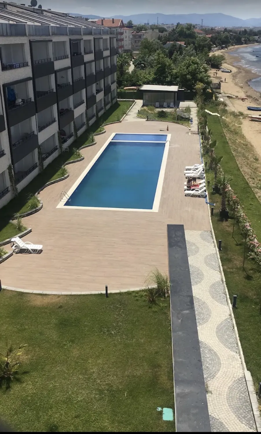 REMAX ŞEHİR YALOVA ALESTA SİTESİNDE KİRALIK 2+1 DAİRE