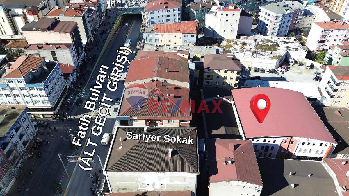 SULTANBEYLİ MERKEZ ÇARŞIDA SATILIK 2.400 M2 FIRSAT TİCARİ BİNA