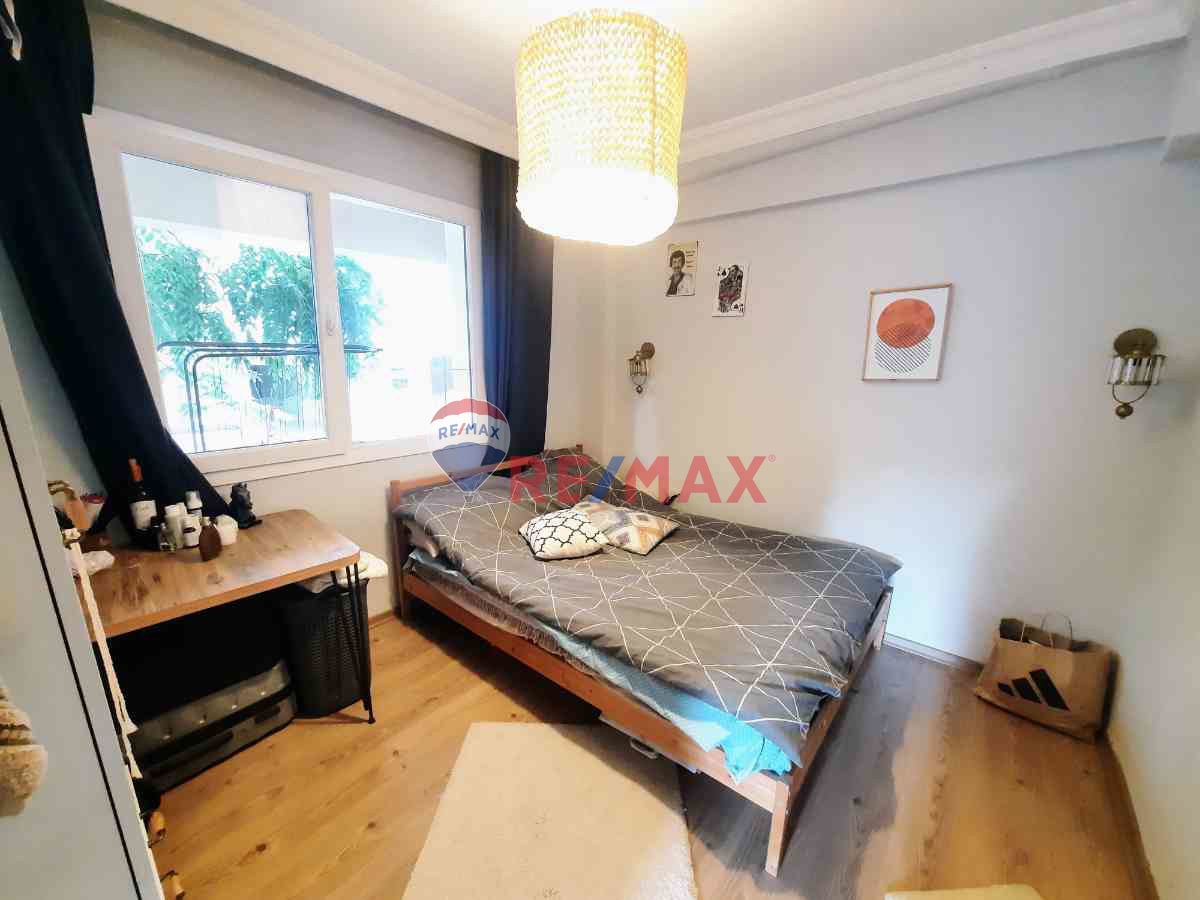 BUCA ADATEPEDE 2+1 EŞYALI KIRACILI SATILIK ARAKAT DAIRE